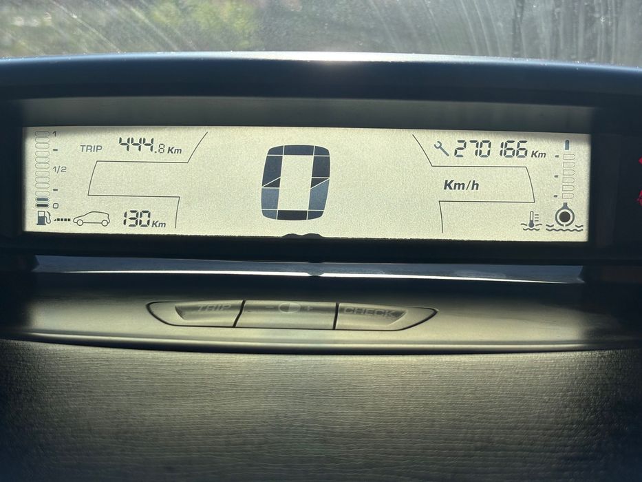Citroen C4 1.6 HDI 110cv 5 portas