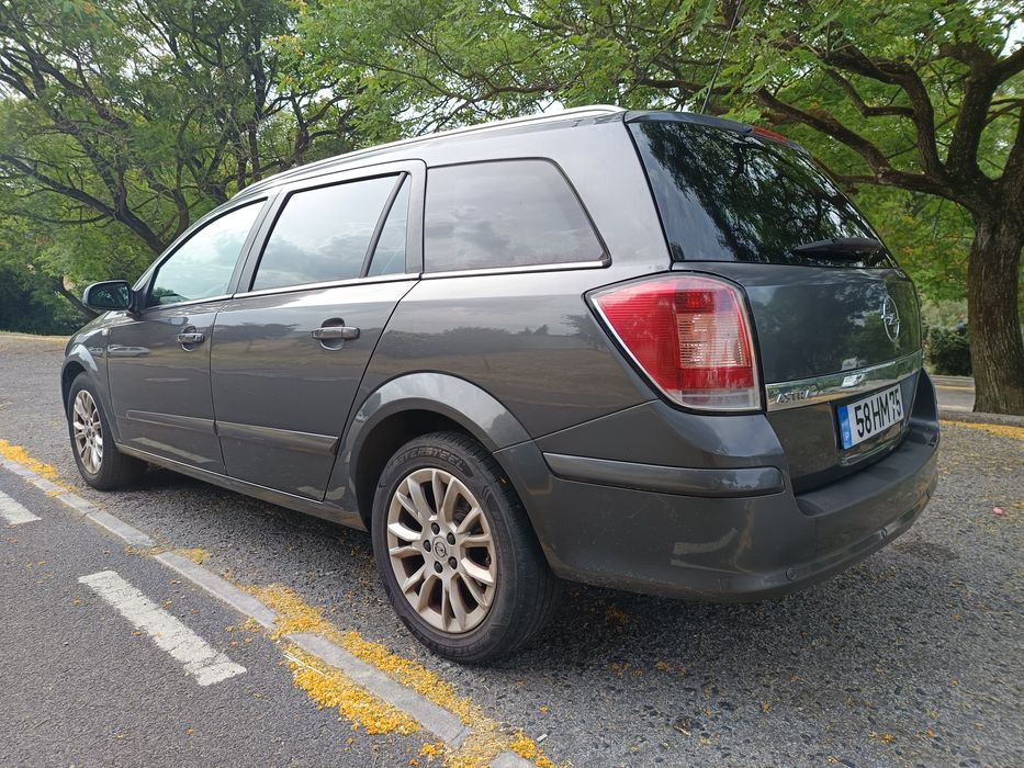 Opel Astra 1.7 CDTI 125CV CX6 195000k