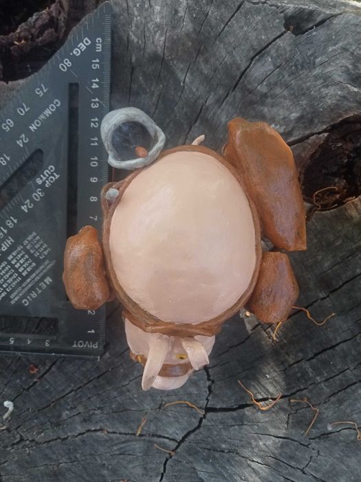 Escultura Porco Viajante