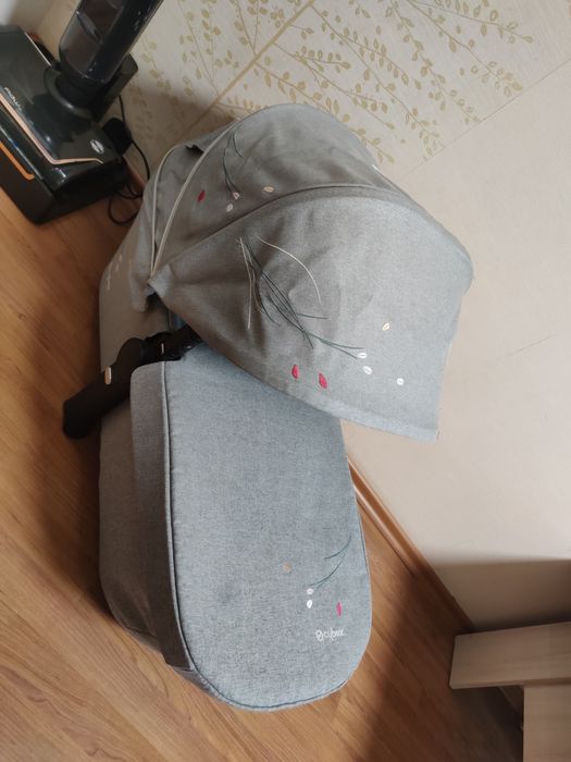 Люлька Cybex Priam Koi (priam)+ шасси