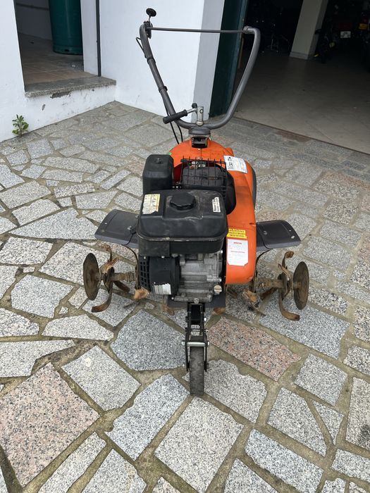 Moto-enxada Husqvarna TF536 em Muito Bom Estado – Pronta a Usar