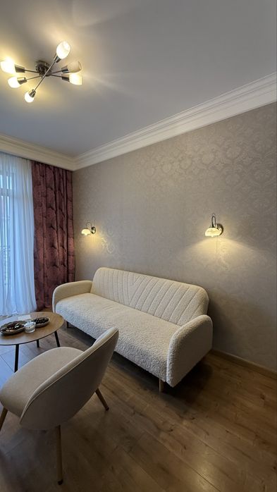 Продам 3к квартиру з автономним газовим опаленням, Центр, Гідропарк, Театральна площа