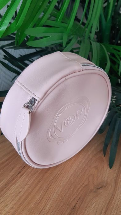 Viktor & Rolf Flowerbomb designerska kosmetyczka kuferek pudrowy róż