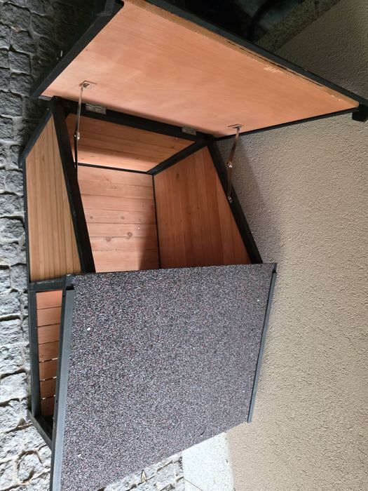 Vendo casota de madeira para cao