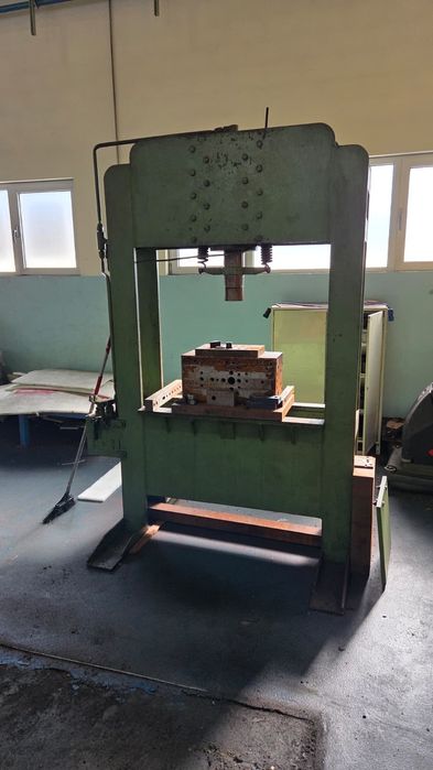 Prensa Hidráulica 150 toneladas