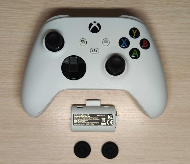 Геймпад Microsoft Xbox Wireless Controller Robot White (Model: 1914)