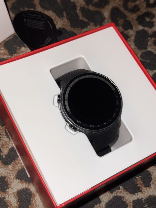 Смарт годинник Oneplus watch 2r black