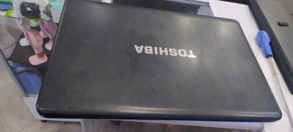 продам ноутбук Toshiba c670-13D