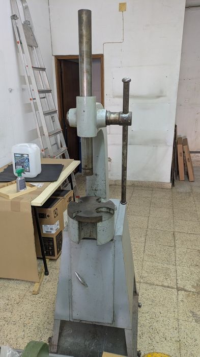 Prensa Manual com armário e acessórios