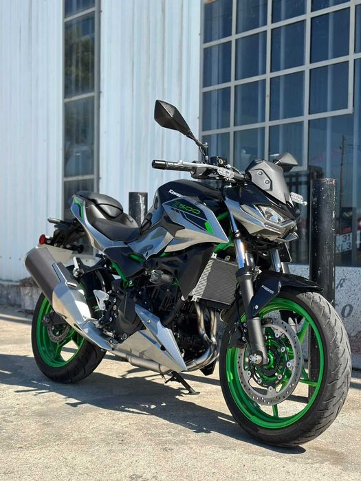 Kawasaki Z500 SE 2025