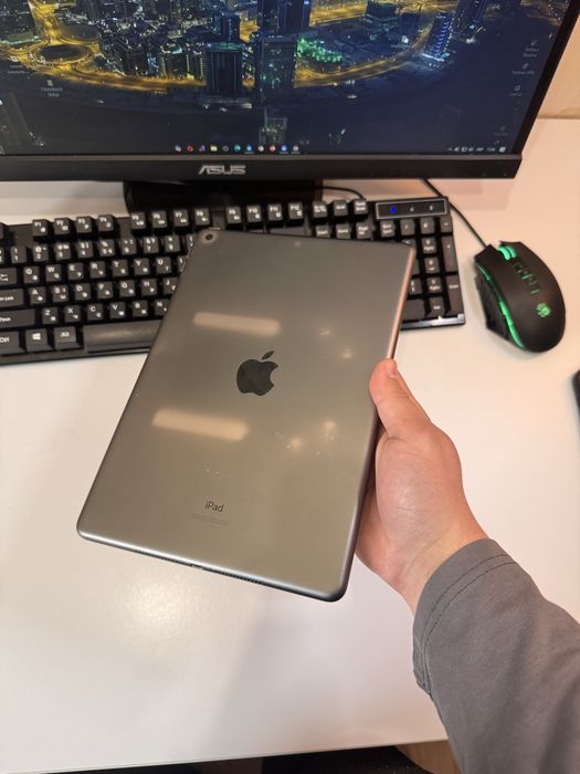 Apple iPad 8gen 32 gb СІРИЙ, планшет Айпад
