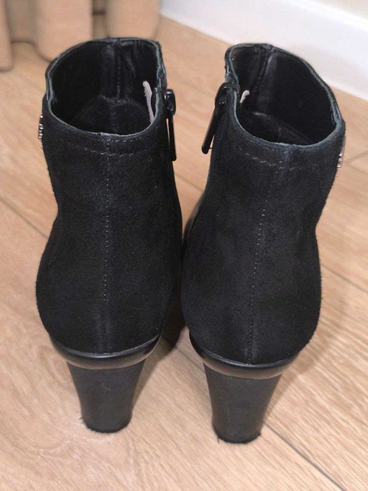 М'які шкіряні ботильйони