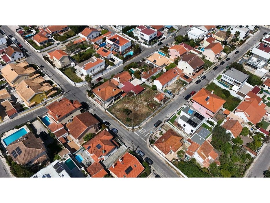 Moradia T3 de Luxo com Piscina e Garagem para Venda na Charneca da ...
