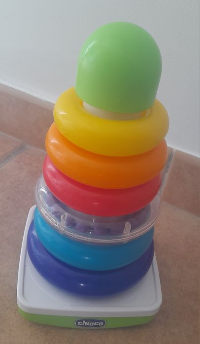 Brinquedo argolas Chicco