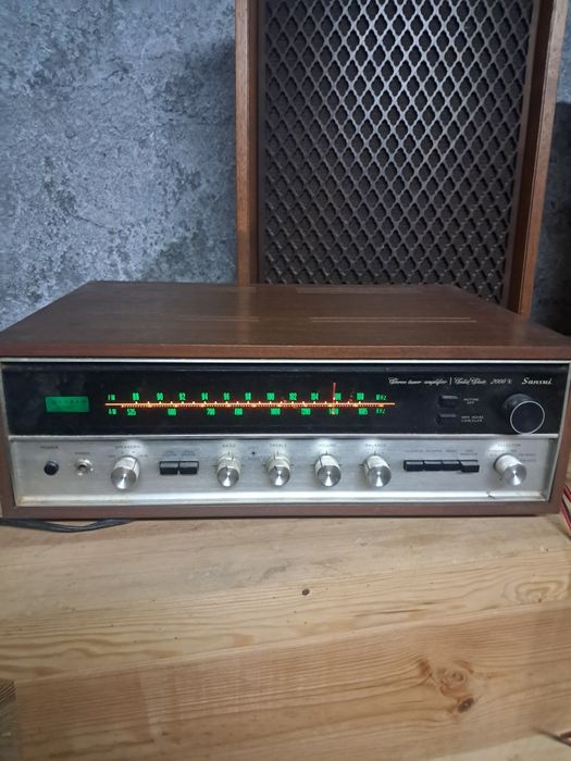 Sansui 2000x e colunas Sansui SP 2500