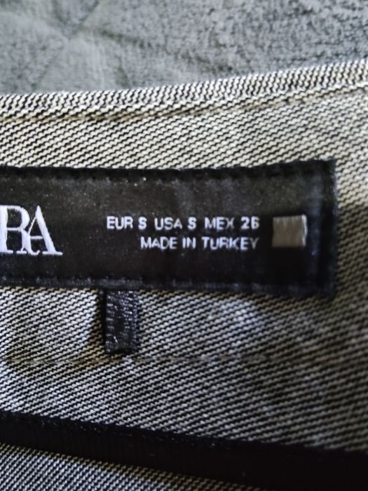 Fato da marca zara