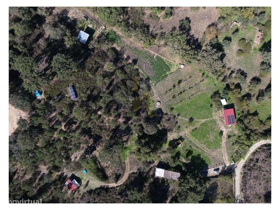 Terreno para cultura com um apoio para habitação