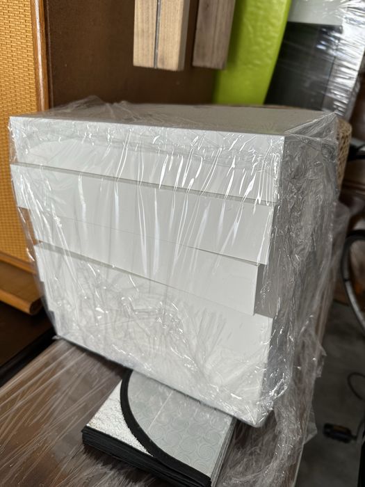 Prateleiras IKEA LACK 30x26 cm – Como Novas | Modernas e Minimalistas