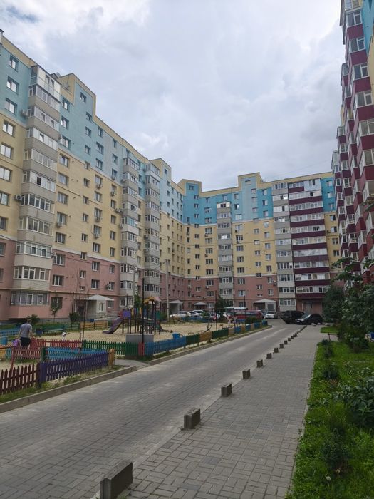 Продам 2 квартиру новострой. Пр-т Лушпы 5.