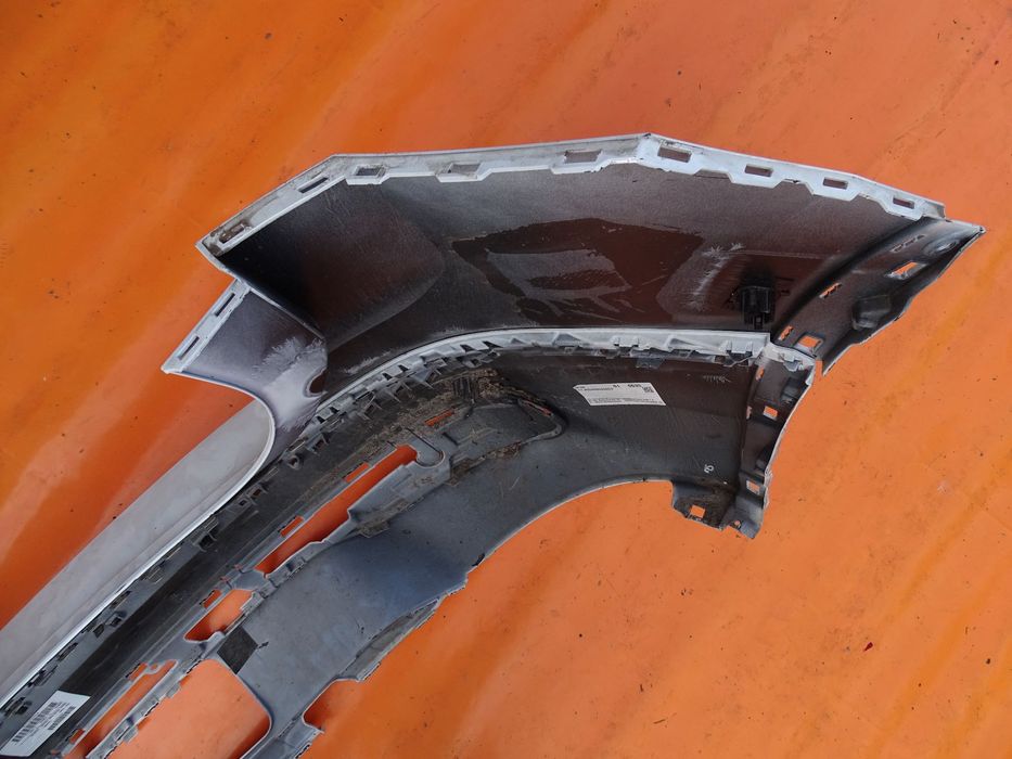 VW Tiguan II 5NA R LINE  Lift zderzak tył Ładny