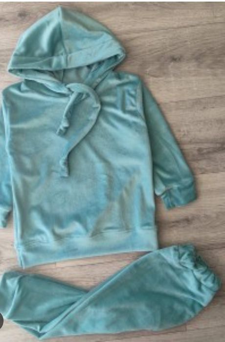 Велюровий костюм