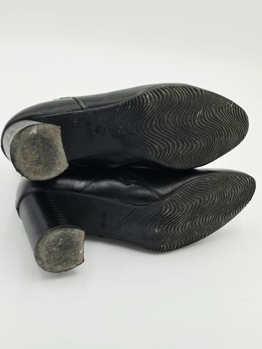 Ryłko skórzane botki r.38