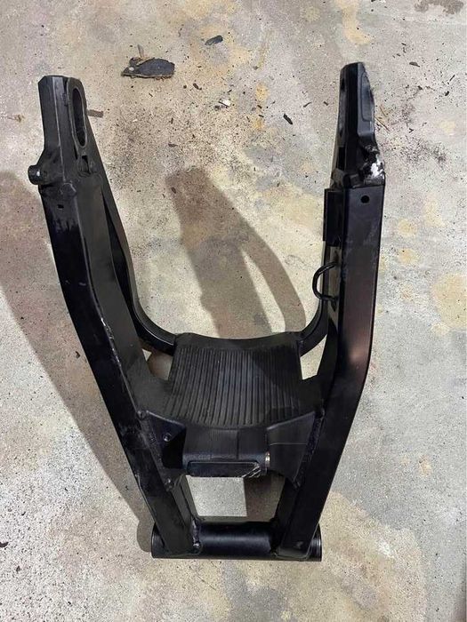 Escora Suzuki GSXR 600 k4