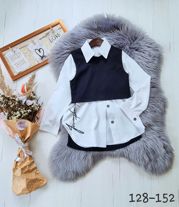 комплект для дівчинки в школу 128 розмір