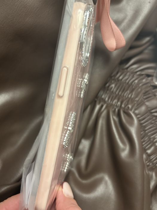 Case Iphone 13/14/15 kokardki z drobinkamki