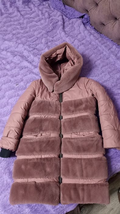 Продам куртку для дівчинки