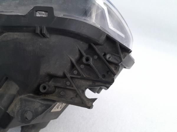 Ótica / farol esquerda PEUGEOT 508 SW