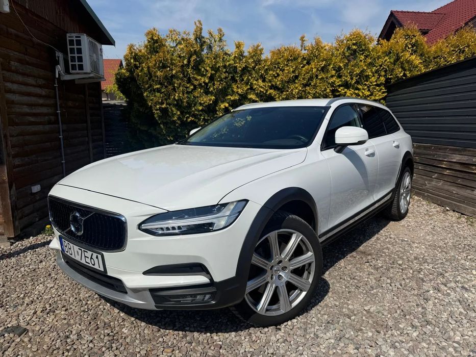 Volvo V90 Cross Country