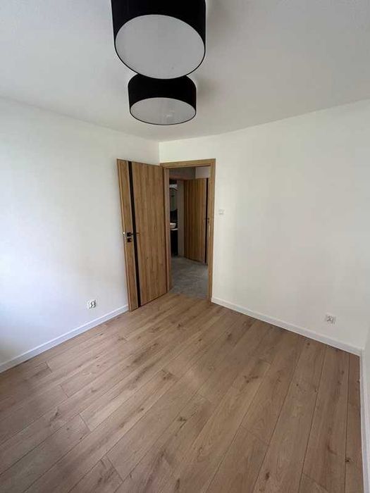 Wynajmę przestronne mieszkanie ,po remoncie 48m2 Wysoki parter .