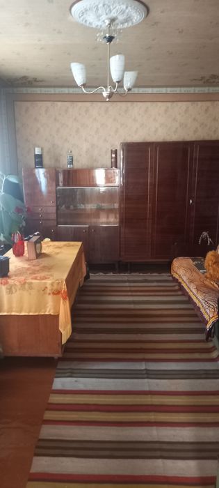 Продам Дом р-н 28школы 3к,гараж,хоз.постр,погреб, 5с.земли.