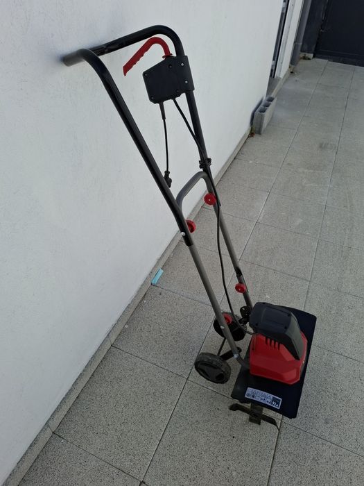Eletroenxada da EINHELL