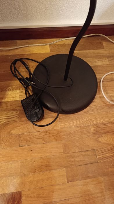 Candeeiro de pé intensidade de Luz Regulável