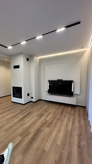 Продаж розкішного будинку в р-ні Червениця