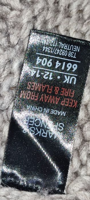 Narzutka Marks &Spencer rozm L -XL wymiary na fotkach
