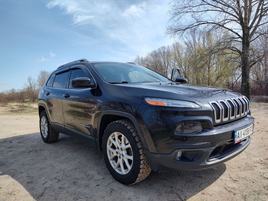 Продам Jeep Cherokee