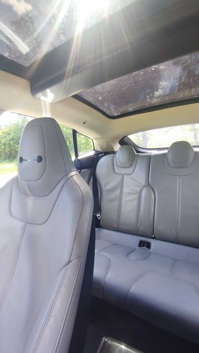 Tesla Model S 85D 2014