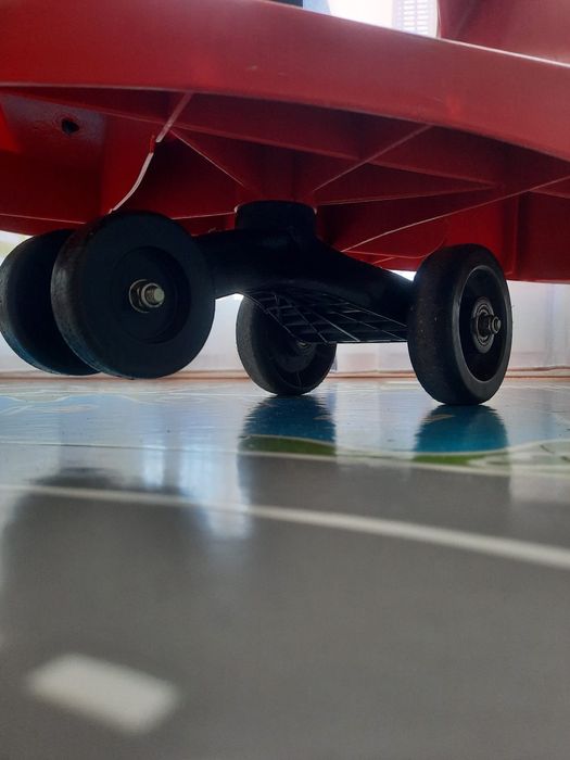 Twist Car, Carro de brincar para crianças