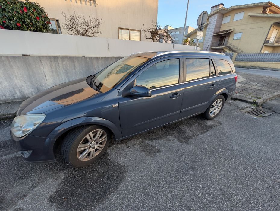 Opel Astra H carrinha 1.9 150cv full extras