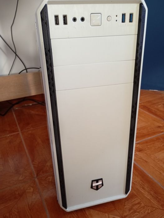 Computador Intel desktop