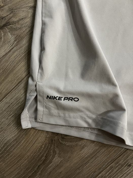 Спортивная футболка nike