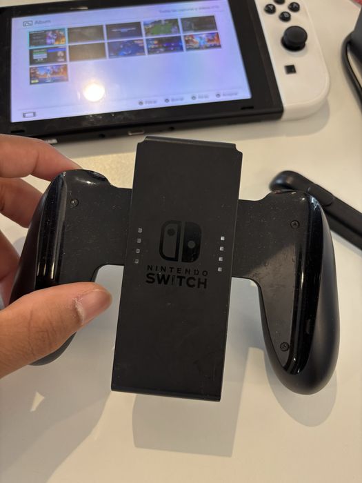Nintendo switch + 2 jogos etc.