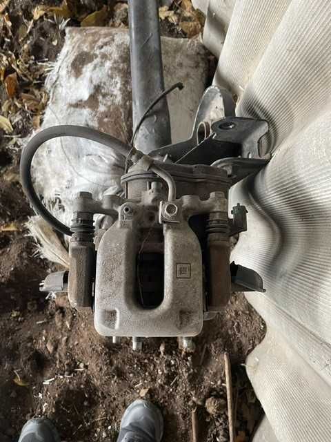 Шевроле Болт балка