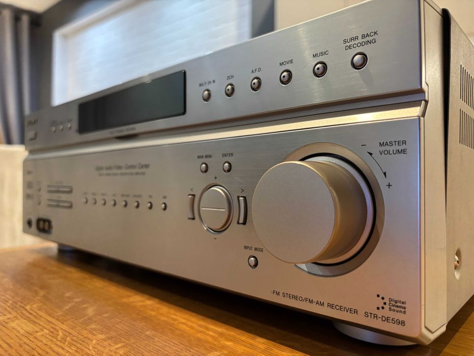 Amplituner Sony STR-DE598