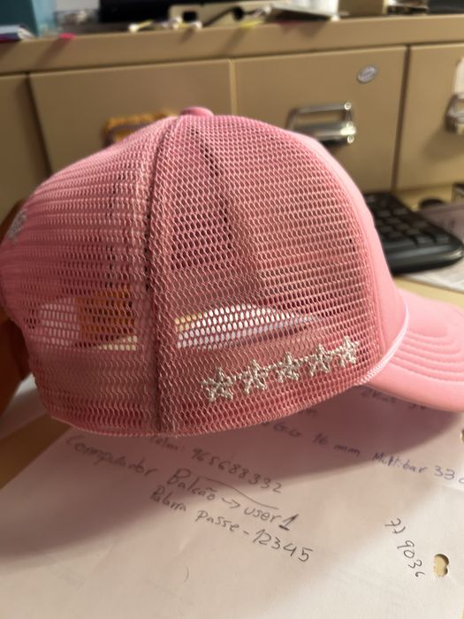 Chapeu corteiz cor de rosa