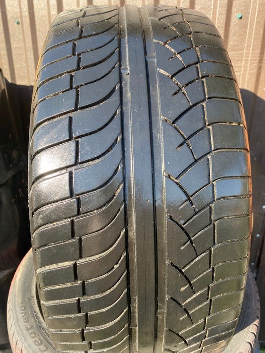 255/50/19 мішелін