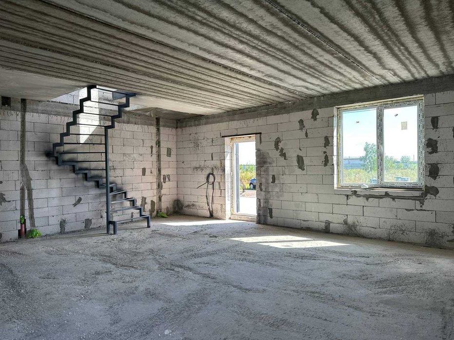 Продаж котеджу таунхаусу дуплексу в с.Погреби. Будинок 100 кв.м